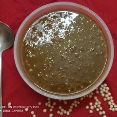 A picture of White matar.