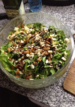 Una foto de Ensalada para el verano de espinacas