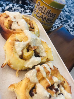 Una foto de ROLLS DE 🍎MANZANAS🍎 Y CANELA😋 (Cinnamon roll)