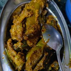 A picture of Baingan masala.