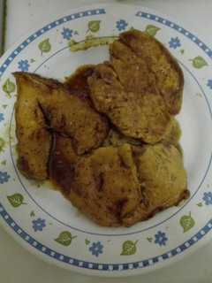 Una foto de Pechuga de pollo a la plancha con vino blanco