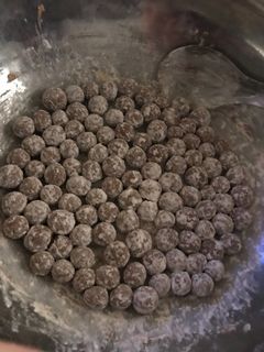 Hình của món Trân châu đen.