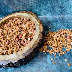 A picture of Banana peanut Granola.