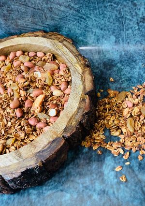 A picture of Banana peanut Granola.