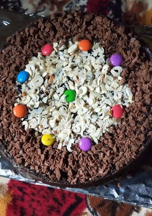 ओरियो बिस्कुट केक (Oreo biscuit cake recipe in Hindi) रेसिपी मुख्य फोटो
