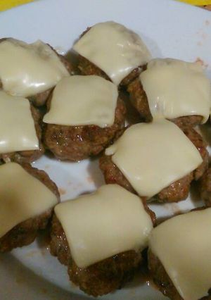 Foto principal de Mini hamburguesas caseras sin gluten con queso