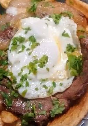 Una foto de Chuleta, Huevo y Papas Fritas 🇦🇷😋