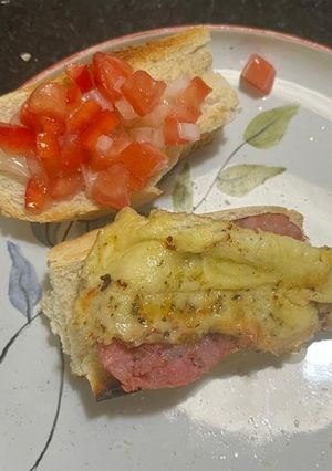 Una foto de Choripan con Provoleta
