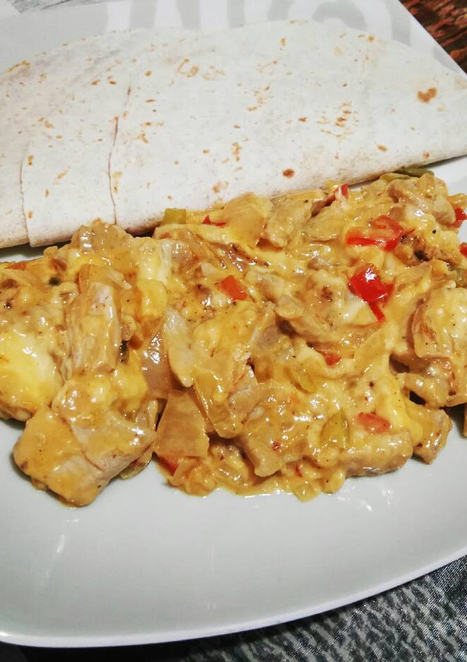 Una foto de Alambre al pastor con queso -sin adobo