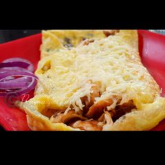 A picture of Chicken Cheese Omelette.