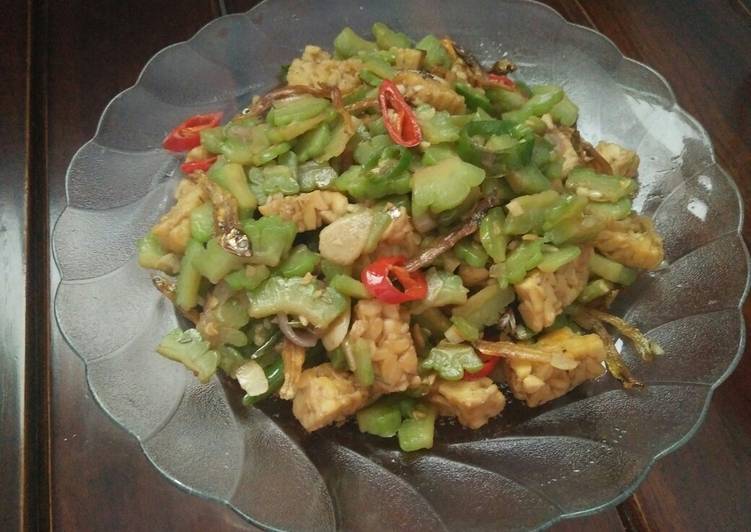 Tumis Pare Tempe Teri