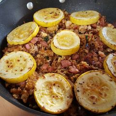 A picture of Paella Chicken made easy.