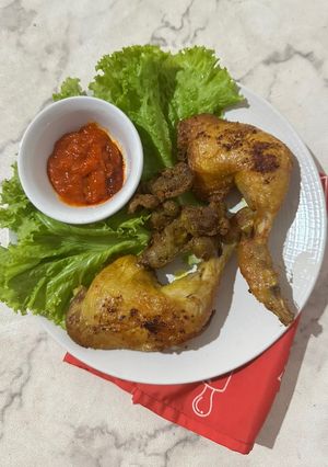 Foto resep Ayam Goreng Ungkep Bumbu Kuning Santan