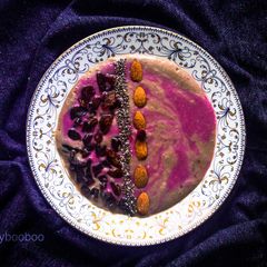 A picture of Banana date pomegranate smoothie.