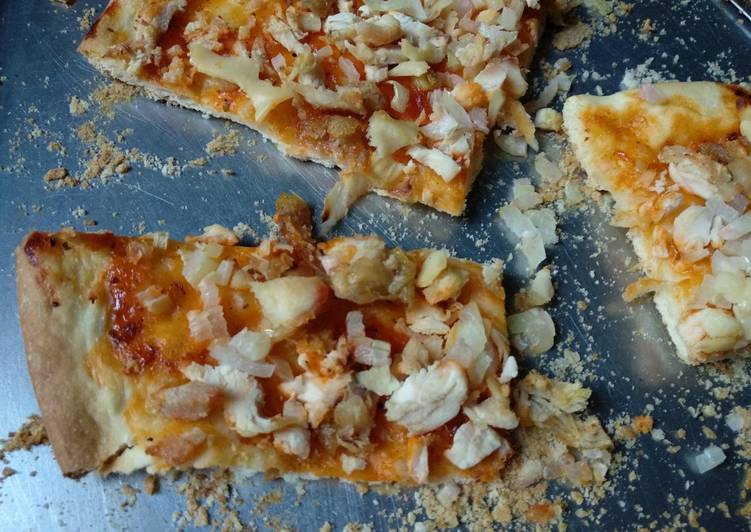 Resep Pizza Gurih Kriuk Ayam Soto yang Bikin Ngiler