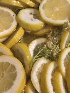 Bodzaszörp télire recept fotója