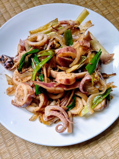 爆炒小卷(家常菜)(下酒菜)(簡單料理)(低醣生酮餐) 的食譜成品照片