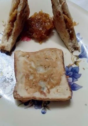 પાઈનેપલ જેમ સેન્ડવીચ(Pineapple jam sandwich recipe in Gujarati) રેસીપી મુખ્ય ફોટો