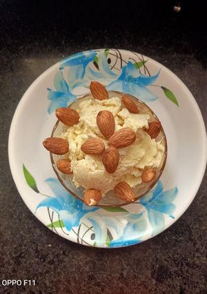 A picture of Almond Malai Icecream.