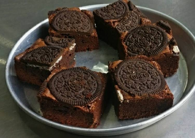 Recipe of Award-winning Oreo Brownies | Simple Recipe For Two