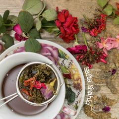 A picture of Pink moon tea blend.