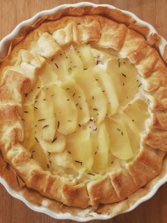 Foto di Torta salata con patate, prosciutto e formaggio 🌷