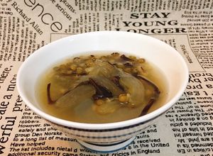 Hình của món Chè Đậu Xanh Nấu Nha Đam.