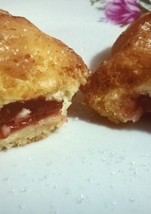 Una foto de Tortas fritas Rellenas de Membrillo