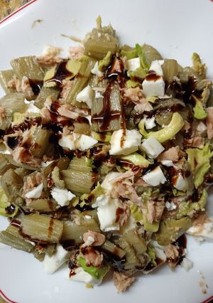 Una foto de Ensalada de cardos