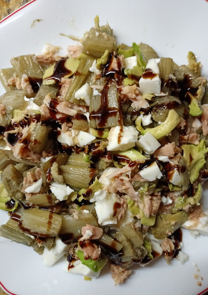 Una foto de Ensalada de cardos