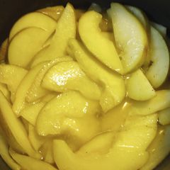 A picture of Pears Sauteed in Butter.
