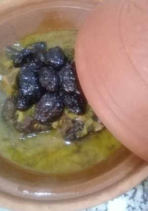 صورة لوصفة طاجين اللحم بالبرقوق على طريقتي
