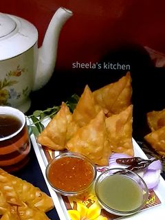 সমোসা(samosa recipe in Bengali) রেসিপির প্রধান ছবি
