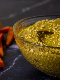 Una foto de Baba ganoush o hummus de berenjena