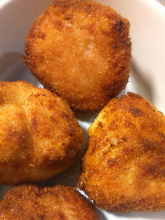 Una foto de Croquetas de calabaza, setas y parmesano