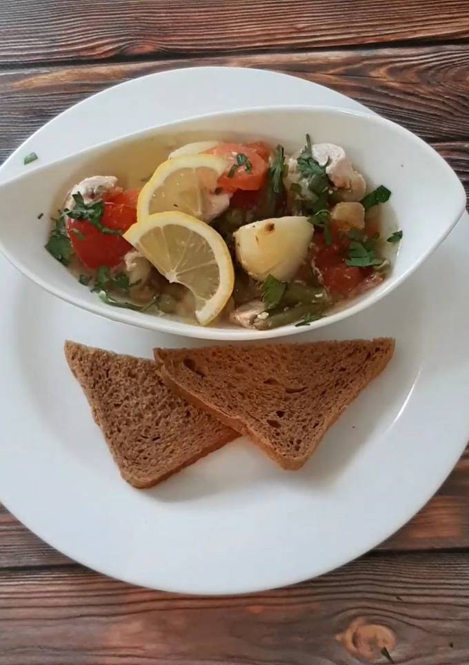 Курица с овощами в духовке