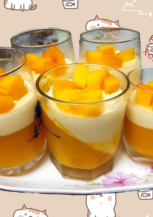 Hình của món Panna cotta xoài.