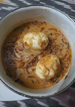 ডিমের কোর্মা (dimer korma recipe in Bengali) রেসিপির প্রধান ছবি