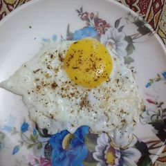 A picture of Half fry egg.