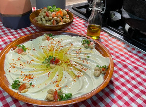 صورة لوصفة حمص بالطحينة