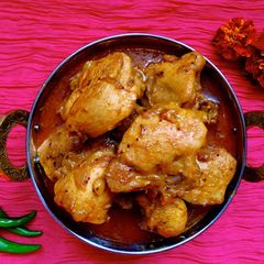 A picture of Goan Style Chicken Curry.