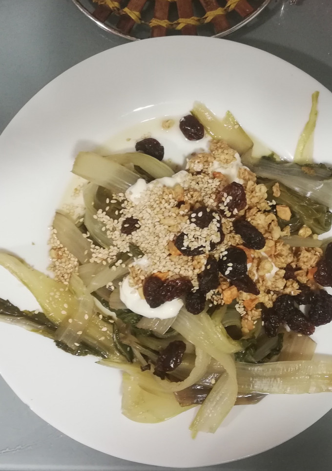 Una foto de Ensalada de acelgas al vapor estilo Alberto's