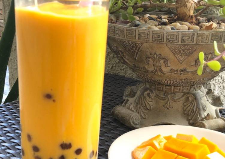 Recipe of Award-winning Mango Boba (Tapioca pearl) Smoothie