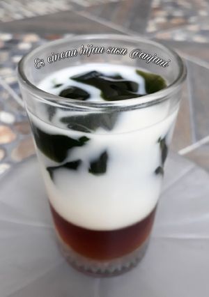 Foto resep Es cincau hijau susu