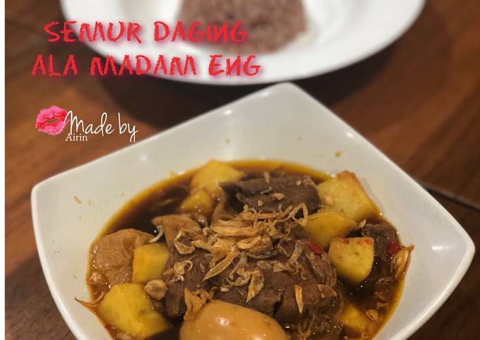 Semur daging ala madam Eng