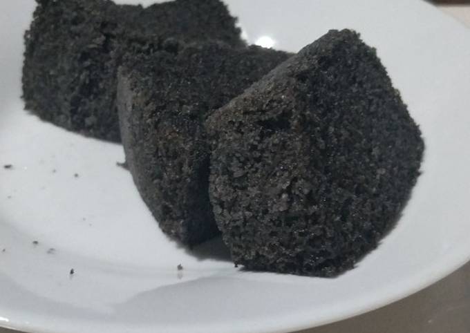 Bolu Ketan Hitam Kukus