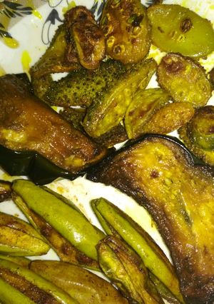 A picture of Fried vegetables.