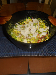 Una foto de Ensalada con aliño suizo