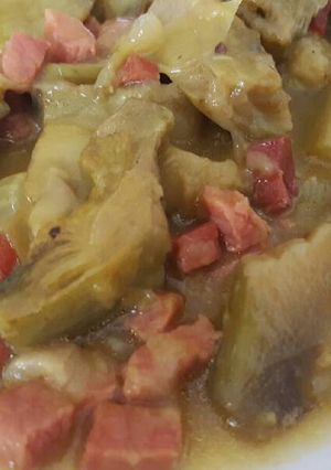 Una foto de Alcachofas con jamón