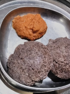 ராகி இட்லி(rava idli recipe in tamil) செய்முறை முக்கிய புகைப்படம்